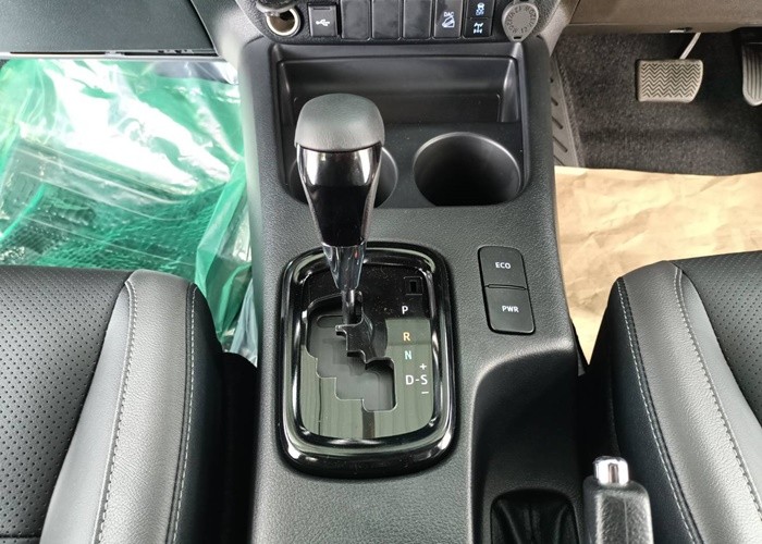 BRAND NEW TOYOTA HILUX REVO ROCCO