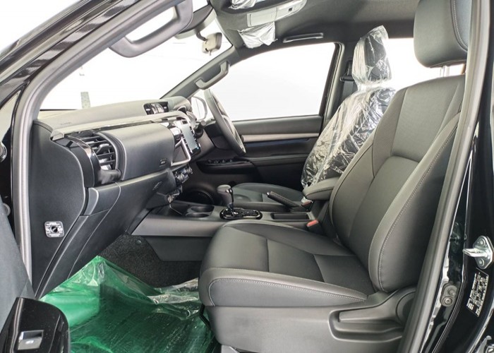 BRAND NEW TOYOTA HILUX REVO ROCCO