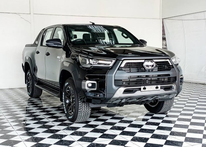 BRAND NEW TOYOTA HILUX REVO ROCCO